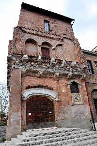Via_di_Porta_Leone-Casa_dei_Crescenzi (3)