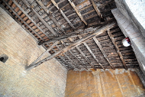 Via_di_S_Balbina-Chiesa_di_S_Balbina-Portico (2)