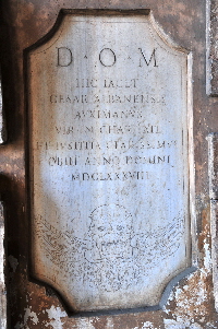 Via_di_S_Balbina-Chiesa_di_S_Balbina-Portico (7)