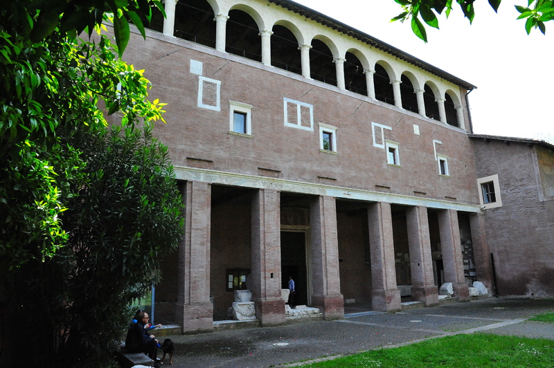 Via_di_San_Saba-Chiesa_di_San_Saba-Facciata (2)