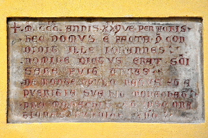 Via_di_San_Saba-Chiesa_di_San_Saba-Lapide_abbate_Giovanni-1320