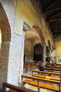 Via_di_San_Saba-Chiesa_di_San_Saba-PQuarta_Navata