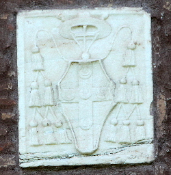 Via_di_San_Saba-Chiesa_di_San_Saba-Stemma_card_Piccolomini (9)