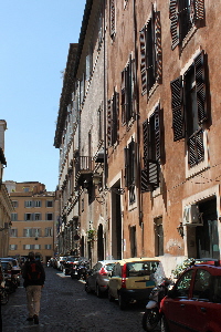 Via_Michelangelo_Caetani-Palazzo_al_n_35
