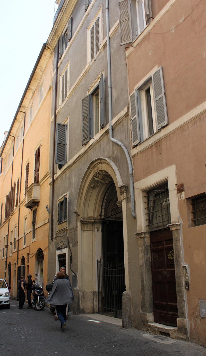 Via_dei_Falegnami-Retro_Palazzo_Boccamazzi-Boccapaduli_al_n_10