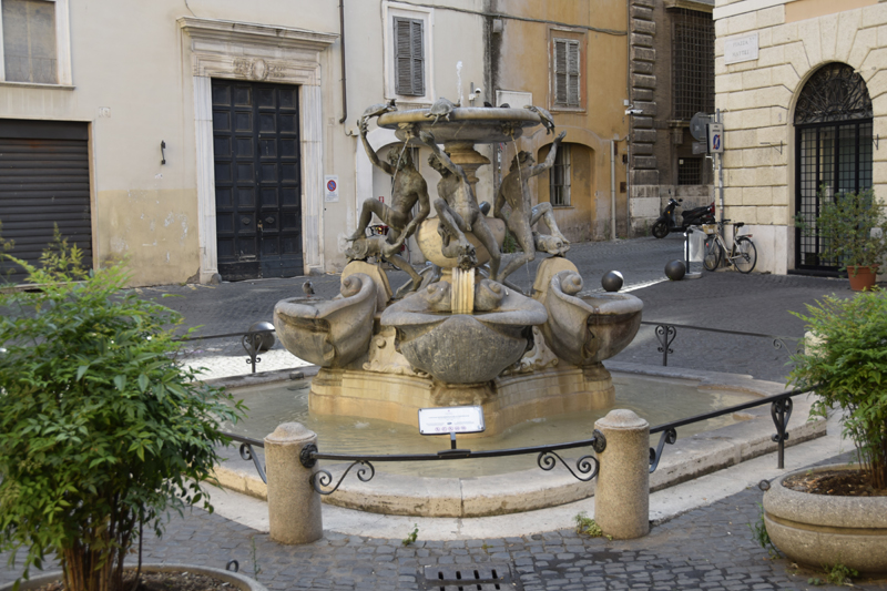 Piazza_Mattei-Fontana