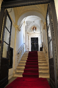 Piazza_Mattei-Palazzo_Costaguti_al_n_10-Scala