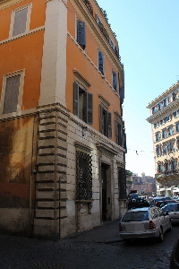 Corso_Vittorio_Emanuele-Palazzo_Roberti_Datti_Conti_al_n_75
