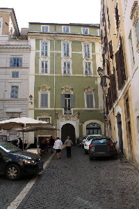 Piazza_delle_Coppelle-Palazzo_al_n_64
