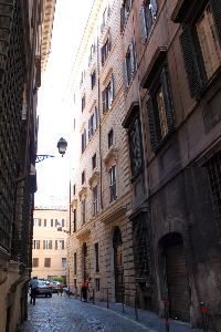 Via_dei_Nari-Palazzo_al_n_76a