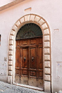 Via_delle_Coppelle-Palazzo_al_n_42-Ingresso (2)