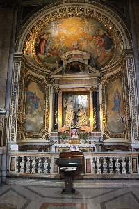 Piazza_di_S_Agostino-Chiesa_omonima-Cappella_di_S_Pietro