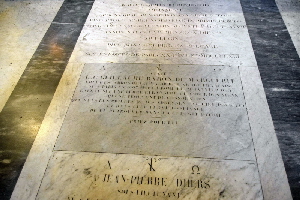 Piazza_di_S_Luigi_dei_Francesi-Chiesa_omonima-Lapide-Guillaume_dr_Marguerit-1861 (21)