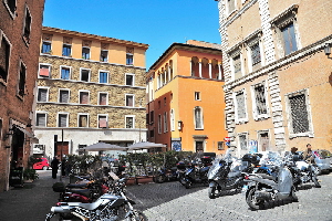 Largo_della_Sapienza (2)