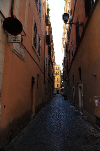 Via_degli_Spagnoli (11)