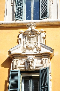 Via_degli_Staderari-Finestra_di_Palazzo_Madama