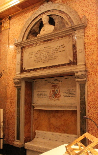 Via_del_Sudario-Chiesa_di_S_Giuliano_dei_Fiamminghi-Lapide_di_Enrico_Ferdinando_Carlo-1867 (2)