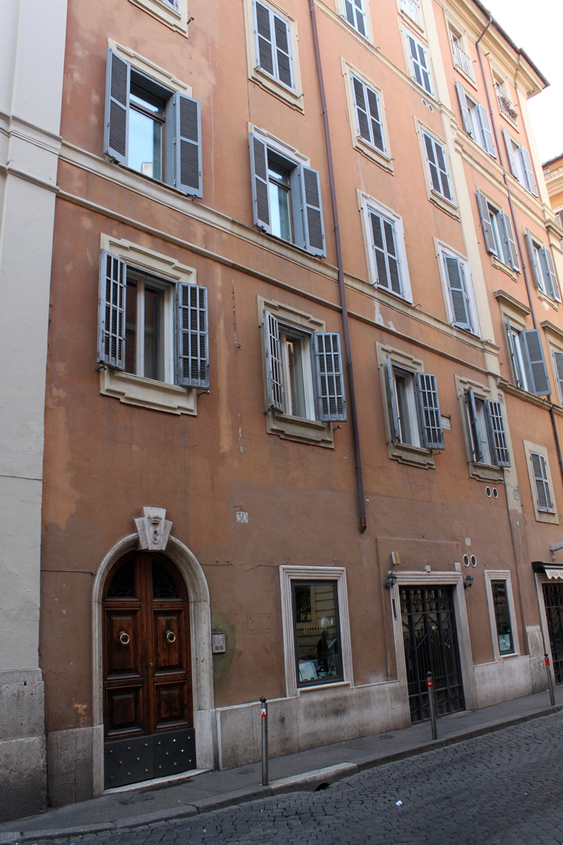Via_della_Scrofa-Palazzo_al_n_30