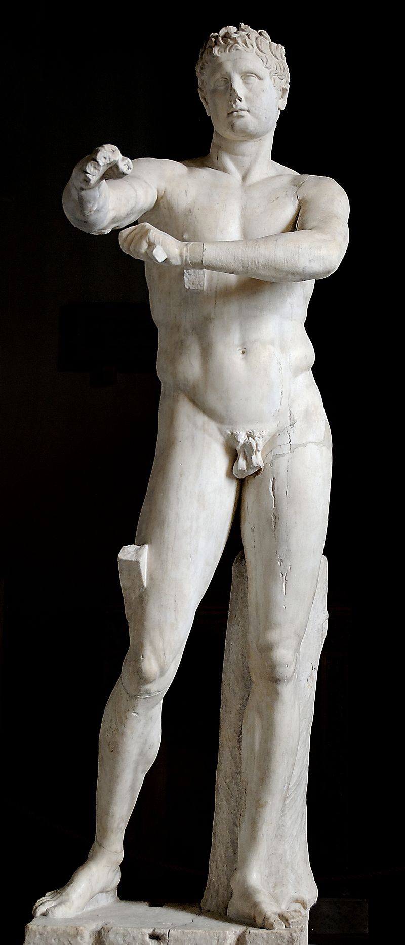 800px-Apoxyomenos_Pio-Clementino_Inv1185