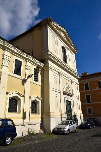 Via_Anicia-Chiesa_di_S_Giovanni_Battista_dei_Genovesi