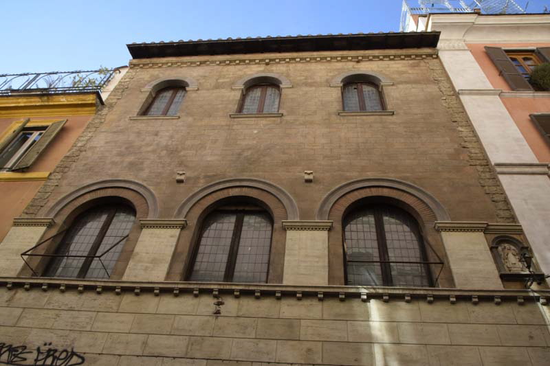 Via_della_Cisterna-Palazzo_al_n_12-Facciata