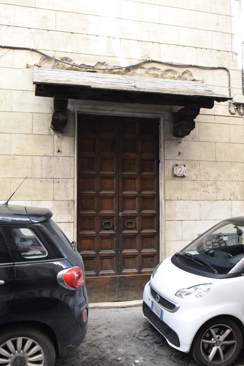 Via_della_Cisterna-Palazzo_al_n_12-Portone