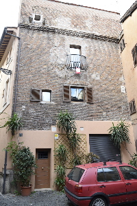 Vicolo_del_Buco-Palazzo_al_n_2d