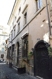 Vicolo_del_Cinque-Palazzo_al_n_30