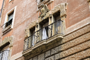 Via_G_Cesare_Santini_angolo_Via_Giggi_Zanazzo-Palazzo-Balcone