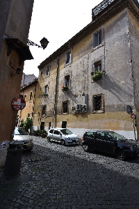 Via_dei_Genovesi-Palazzo_al_n_13