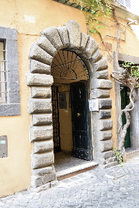 Via_della_Gensola-Palazzo_al_53-Portone