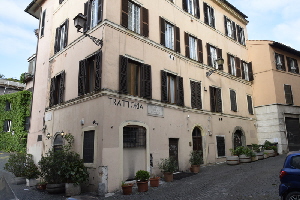 Via_della_Gensola-Palazzo_al_n_18