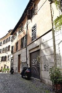 Via_della_Gensola-Palazzo_al_n_34