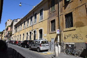 Via_delle_Fratte_di_Trastevere-Palazzo_al_n_52