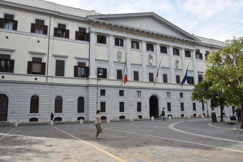 Piazza_Mastai-Manifattura_Tabacchi