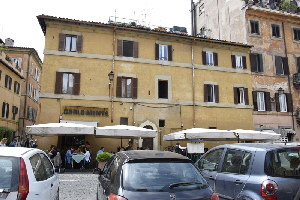 Piazza_Giuditta_Tavani_Arquati-Palazzo_al_n_103