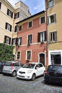 Piazza_Giuditta_Tavani_Arquati-Palazzo_al_n_117