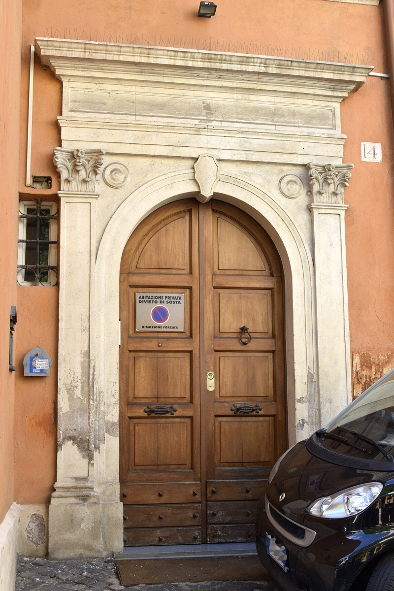 Piazza_dei_Mercanti-Palazzo_al_n_14 (2)
