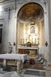 Via_della_Luce-Chiesa_della_Madonna_della_Luce-Altare_Maggiore (2)