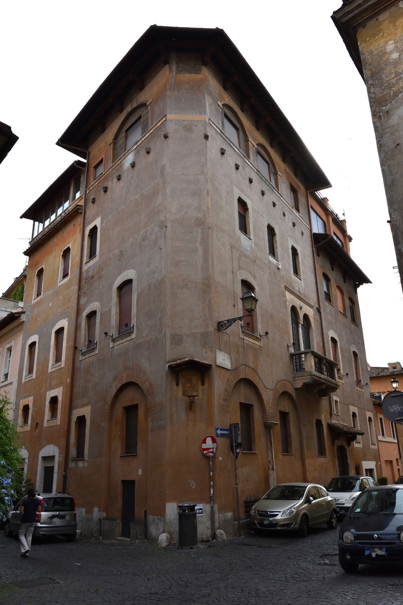 Via_della_Luce-Palazzo_al_n_28 (5)
