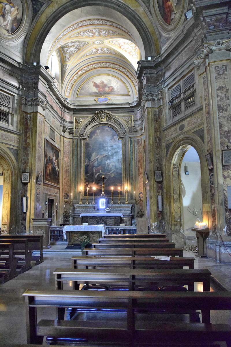 Via_della_Lungara-Chiesa_di_S_Giuseppe_Navata_centrale