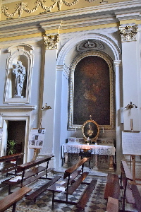 Via_della_Lungara-Chiesa_di_San_Giacomo-Altare_destro (2)