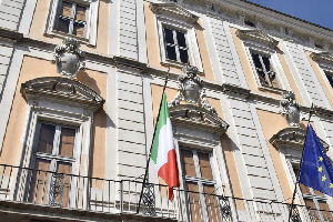 Via_della_Lungara-Palazzo_al_n_10_Facciata