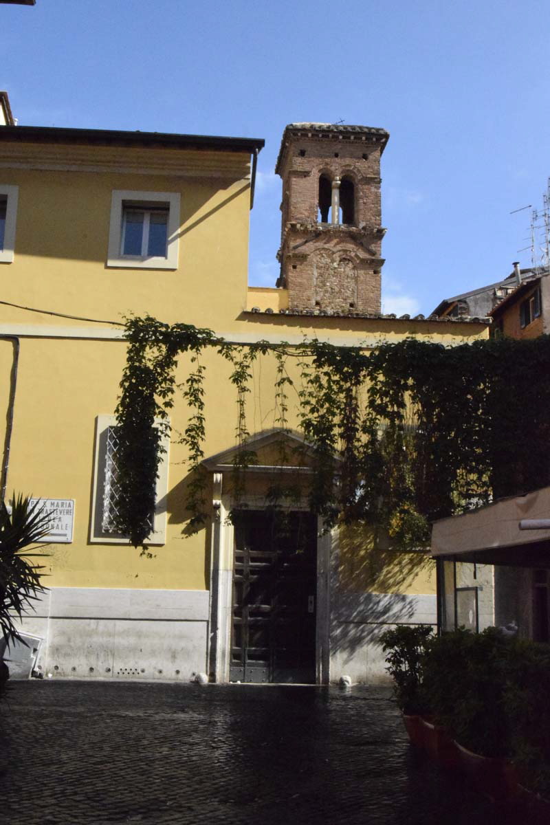 Via_della_Lungaretta-Chiesa_Chiesa_di_S_Ruffina_al_n_92