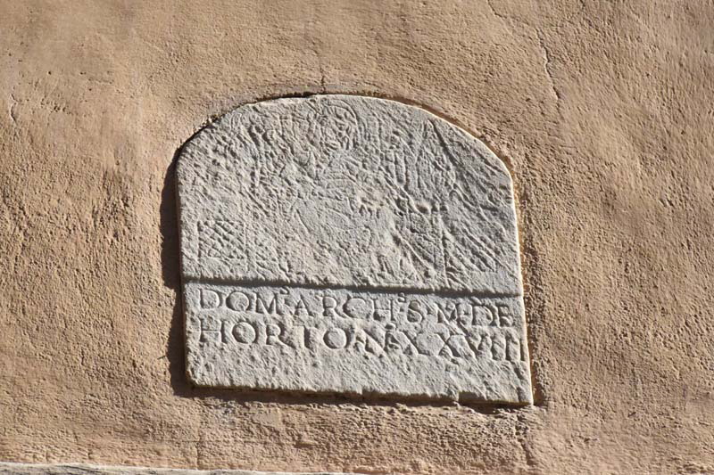Via_della_Lungaretta-Palazzo_al_n_152-TP