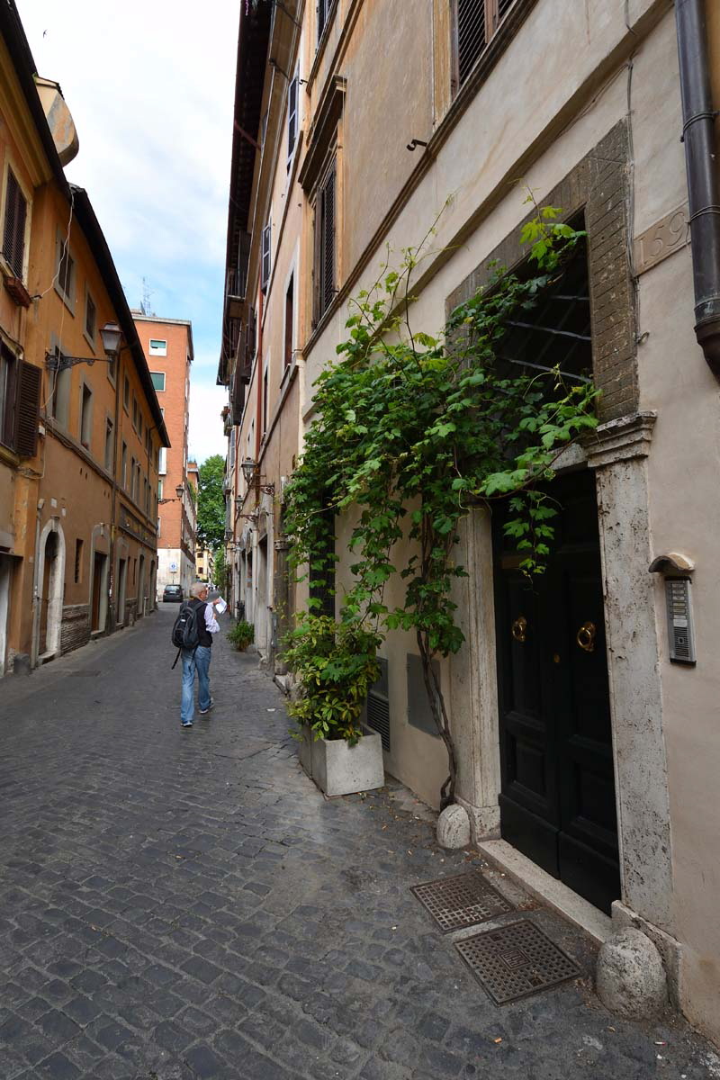 Via_della_Lungaretta-Palazzo_al_n_159