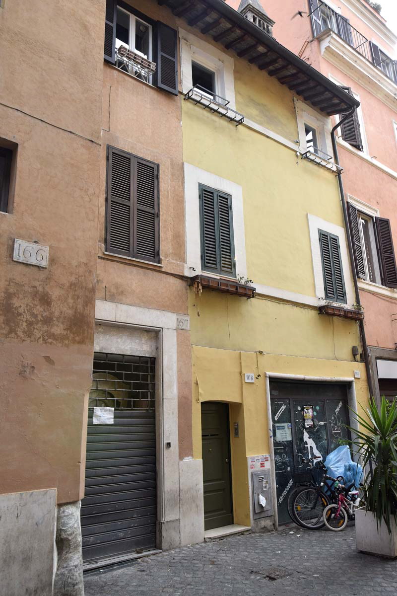 Via_della_Lungaretta-Palazzo_al_n_168