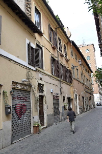 Via_della_Lungaretta-Palazzo_al_n_24