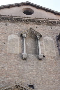 Largo_Maria_Domenica_Fumaroli-Basilica_S_Maria_in_Trastevere (5)