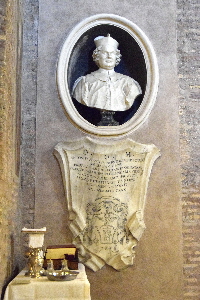 Piazza_in_Piscinula-Chiesa_di_S_Benedetto-Restauri-1730